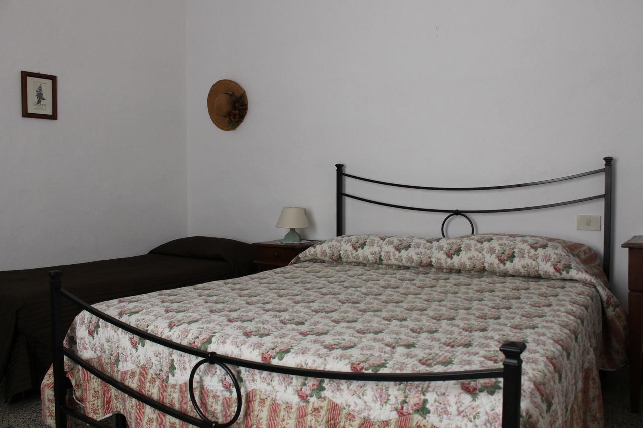 Il Casale Panzió Poggibonsi Kültér fotó